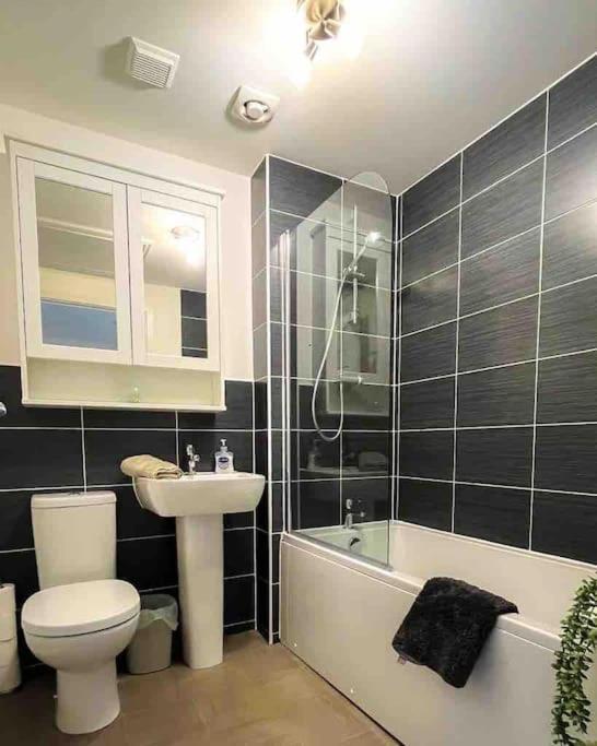 Apartament Loch Leven Getaway - 2 Bed House Kinross Zewnętrze zdjęcie